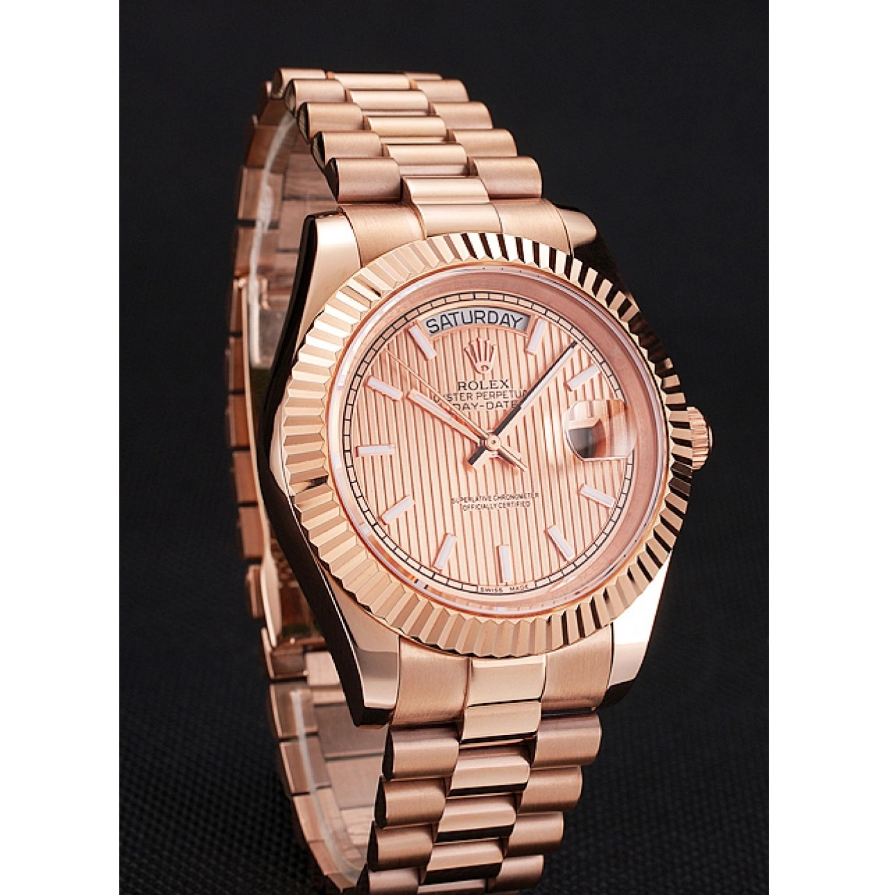 Aaa replica watch 40 Etched Day Rose Bracelet Rose Rolex And Swiss Gold Date Gold Dial Case 0716